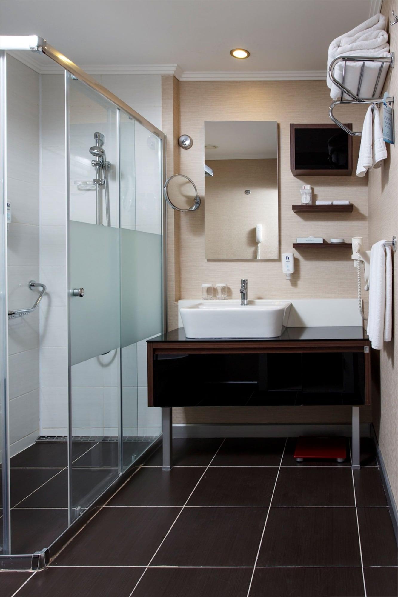 Flora Suites Atasehir Κωνσταντινούπολη Εξωτερικό φωτογραφία